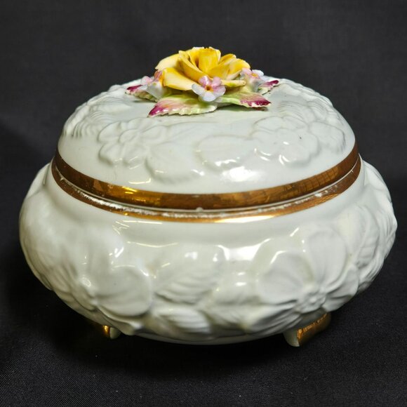 Vintage Radnor Bone China Pale Green Floral Trinket Bowl With Lid Jewelry Box - Picture 1 of 15